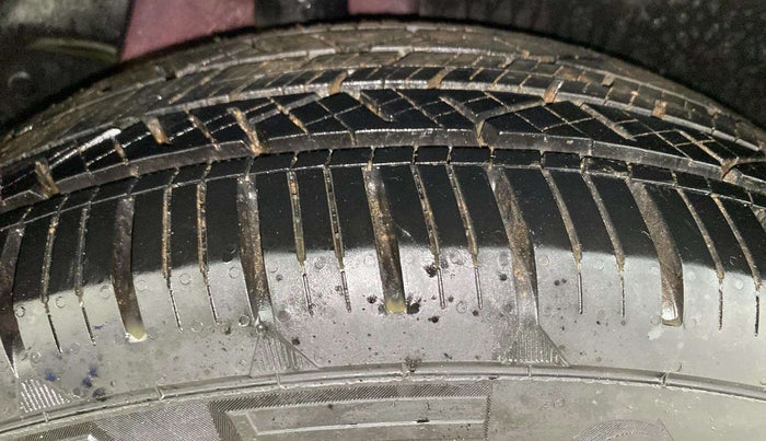 2019 Hyundai Creta SX AT 1.6 DIESEL, Diesel, Automatic, 72,438 km, Right Rear Tyre Tread