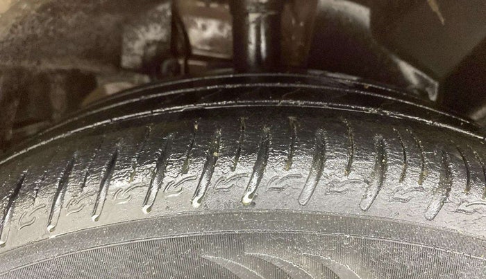 2016 Ford Ecosport TITANIUM 1.5L PETROL AT, Petrol, Automatic, 74,523 km, Right Front Tyre Tread