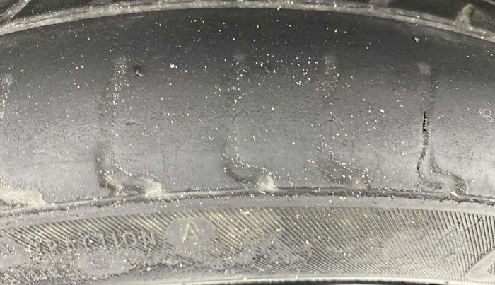 2018 Maruti Wagon R 1.0 VXI, Petrol, Manual, 31,177 km, Right Rear Tyre Tread