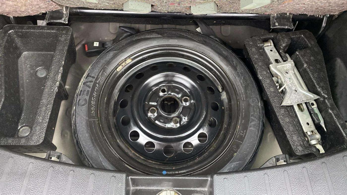 2018 Maruti Wagon R 1.0 VXI, Petrol, Manual, 31,177 km, Spare Tyre