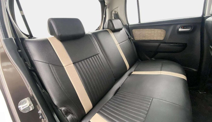 2018 Maruti Wagon R 1.0 VXI, Petrol, Manual, 31,177 km, Right Side Rear Door Cabin