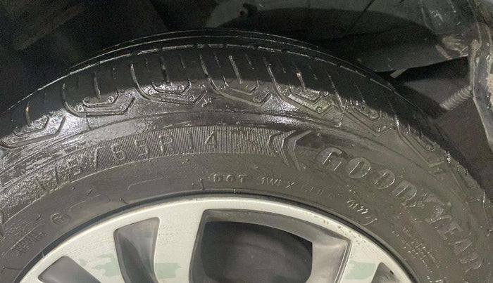 2022 Tata TIGOR XZ PLUS CNG, CNG, Manual, 46,094 km, Right Rear Tyre Tread
