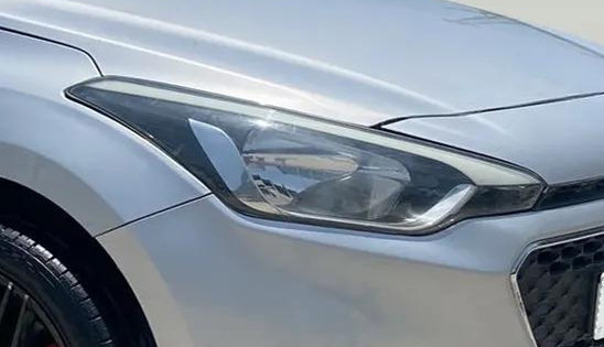 2017 Hyundai Elite i20 ASTA 1.2, Petrol, Manual, 76,329 km, Right headlight - Minor scratches
