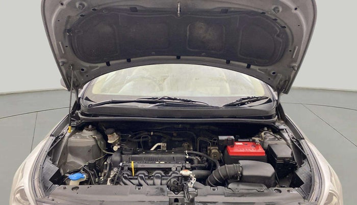 2017 Hyundai Verna 1.6 VTVT SX O, CNG, Manual, 48,762 km, Open Bonet