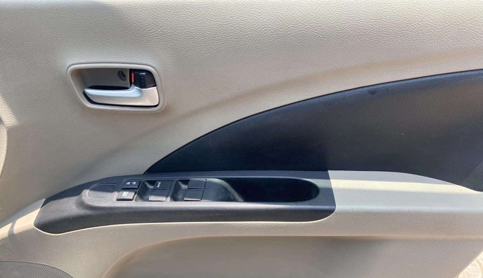 2017 Maruti Celerio VXI, Petrol, Manual, 34,731 km, Driver Side Door Panels Control