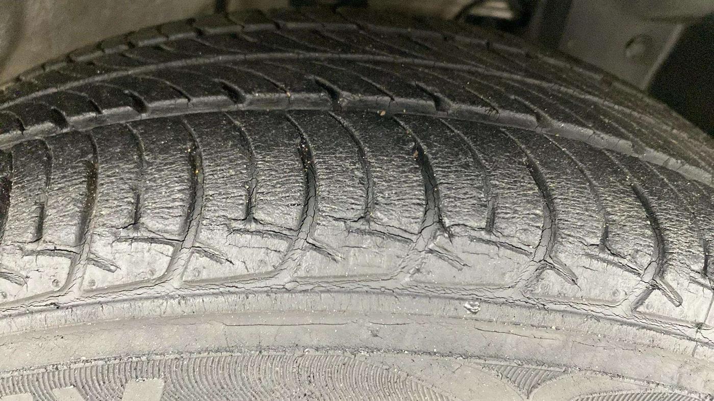 2018 Nissan Micra XL CVT, Petrol, Automatic, 41,926 km, Right Front Tyre Tread
