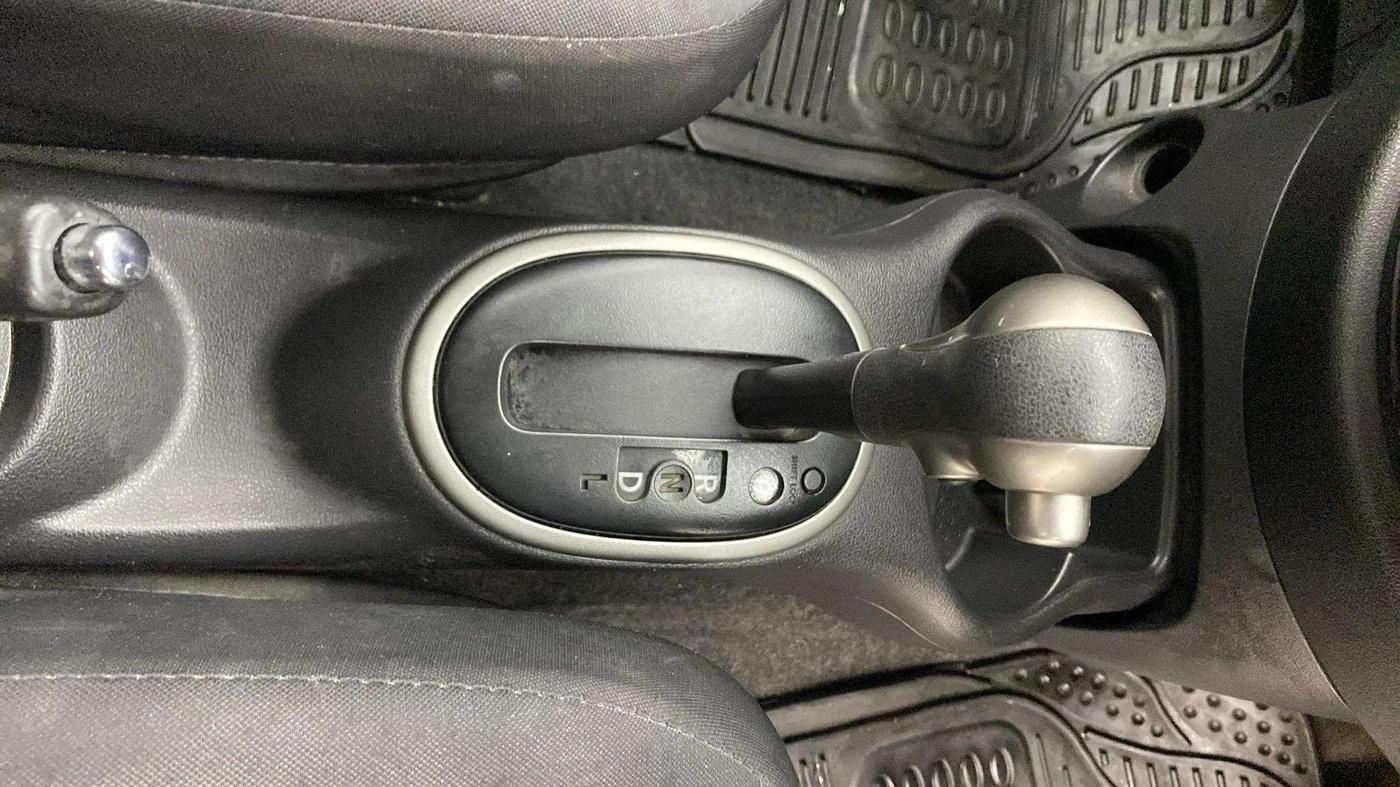 2018 Nissan Micra XL CVT, Petrol, Automatic, 41,926 km, Gear Lever