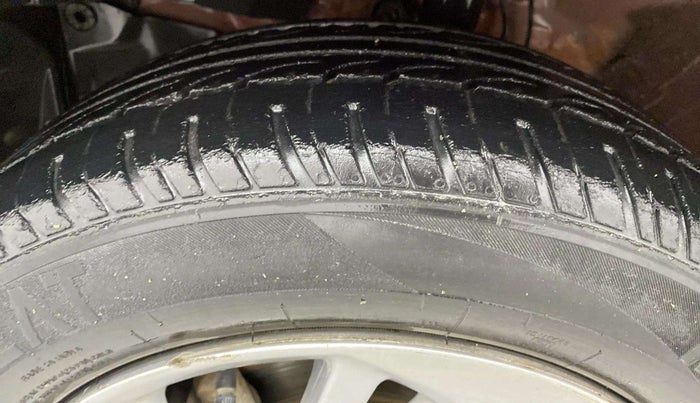 2019 Honda Jazz 1.2L I-VTEC VX CVT, Petrol, Automatic, 94,934 km, Left Front Tyre Tread