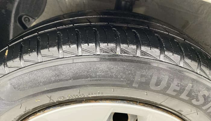 2014 Hyundai Xcent S 1.2, Petrol, Manual, 85,654 km, Left Front Tyre Tread