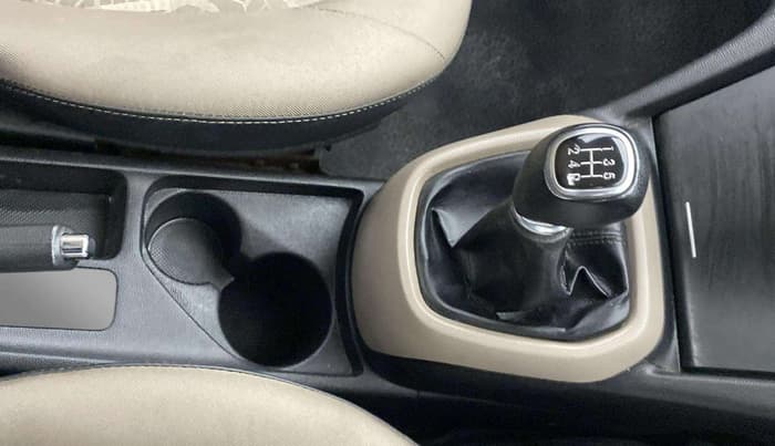2014 Hyundai Xcent S 1.2, Petrol, Manual, 85,654 km, Gear Lever