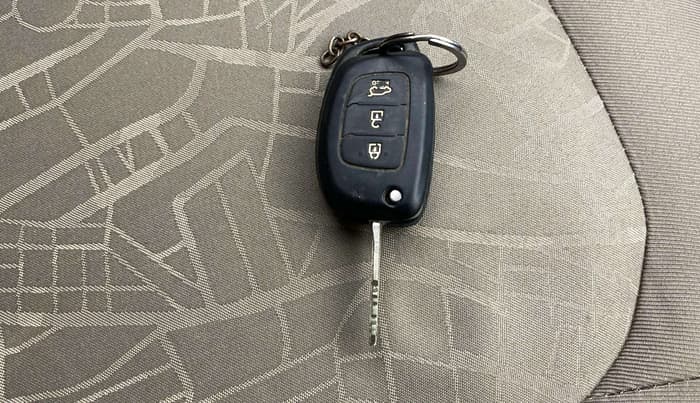 2014 Hyundai Xcent S 1.2, Petrol, Manual, 85,654 km, Key Close Up