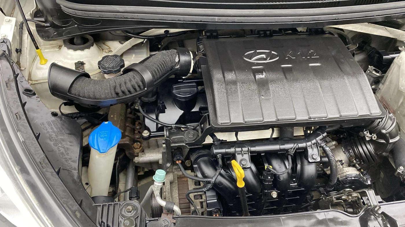 2014 Hyundai Xcent S 1.2, Petrol, Manual, 85,654 km, Engine View - Right
