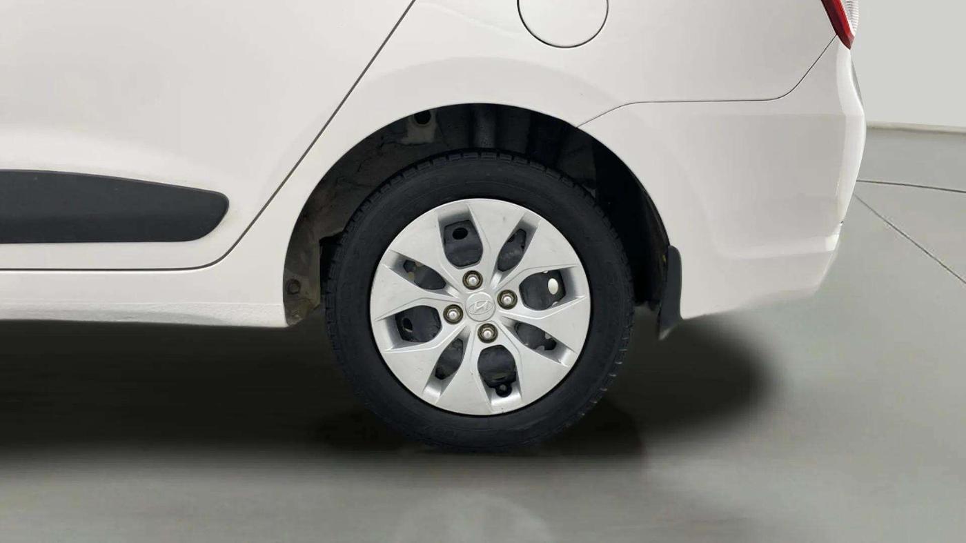 2014 Hyundai Xcent S 1.2, Petrol, Manual, 85,654 km, Left Rear Wheel