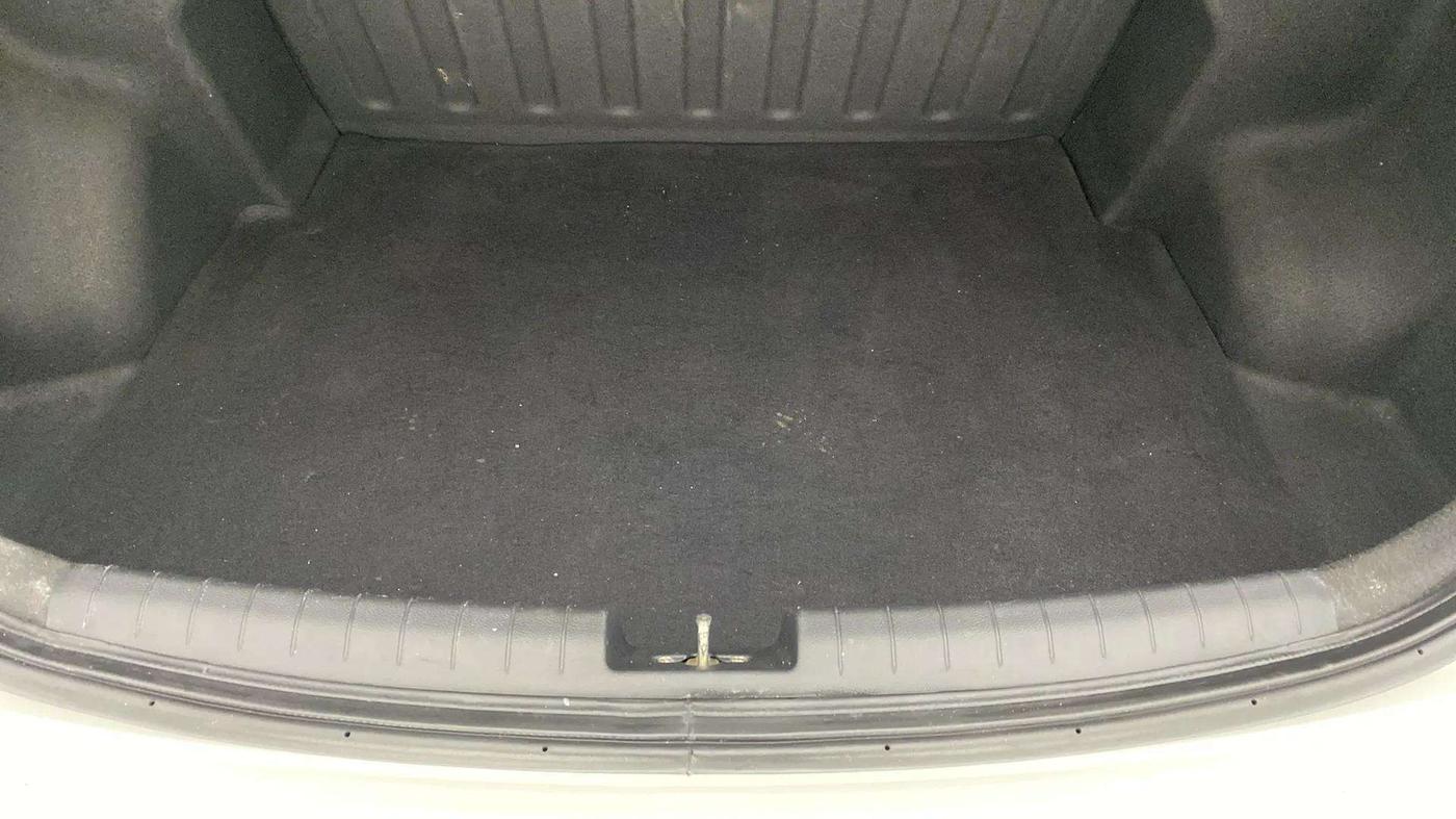 2017 Hyundai Xcent E+, Petrol, Manual, 48,292 km, Boot Inside