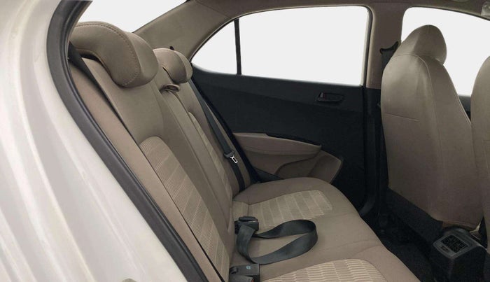 2017 Hyundai Xcent E+, Petrol, Manual, 48,249 km, Right Side Rear Door Cabin