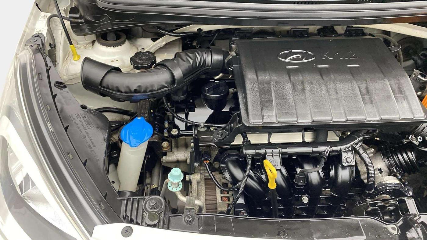 2017 Hyundai Xcent E+, Petrol, Manual, 48,292 km, Engine View - Right