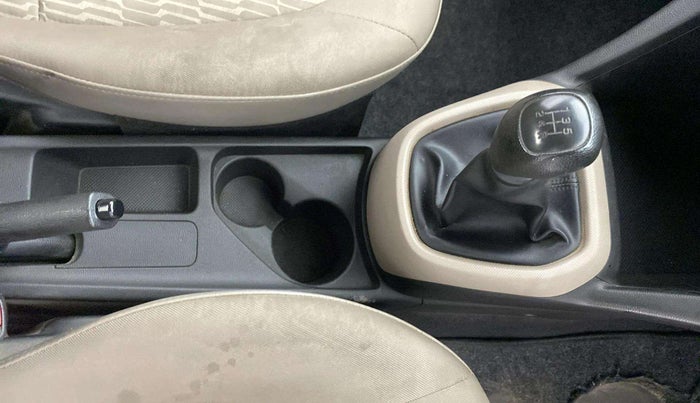2017 Hyundai Xcent E+, Petrol, Manual, 48,249 km, Gear Lever