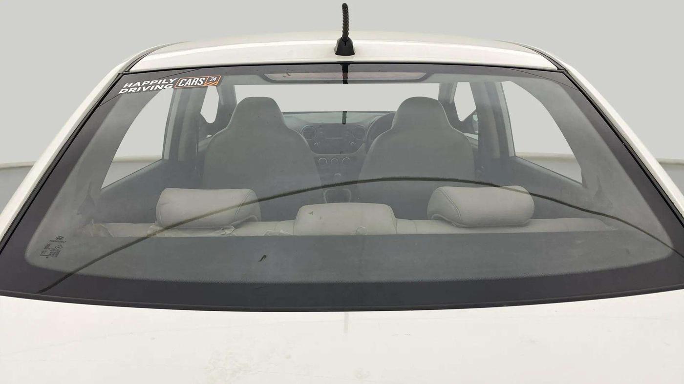 2017 Hyundai Xcent E+, Petrol, Manual, 48,292 km, Rear Windshield