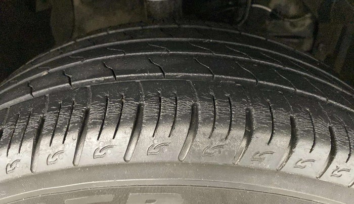 2019 Maruti Vitara Brezza ZDI, Diesel, Manual, 44,457 km, Right Front Tyre Tread