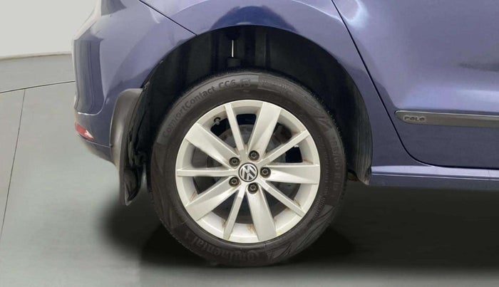 2015 Volkswagen Polo HIGHLINE1.2L, Petrol, Manual, 74,026 km, Right Rear Wheel