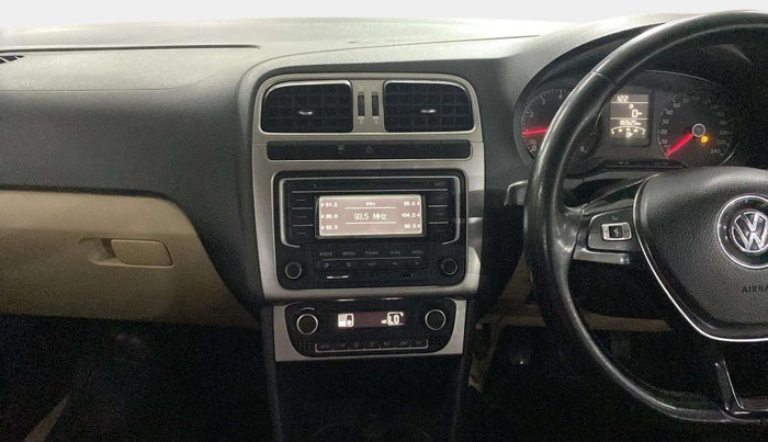 2015 Volkswagen Polo HIGHLINE1.2L, Petrol, Manual, 82,675 km, Air Conditioner
