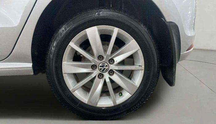 2015 Volkswagen Polo HIGHLINE1.2L, Petrol, Manual, 82,675 km, Left Rear Wheel