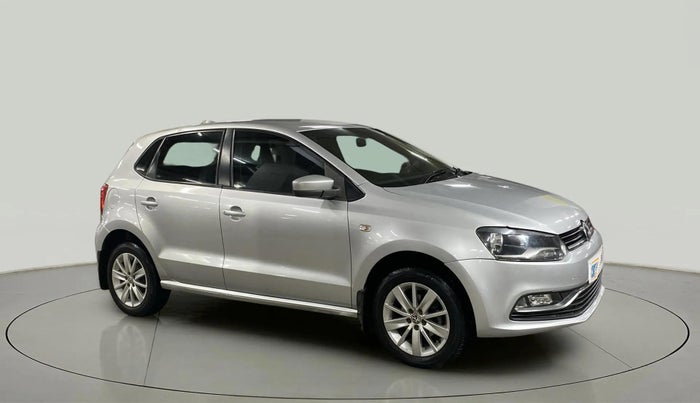 2015 Volkswagen Polo HIGHLINE1.2L, Petrol, Manual, 82,675 km, Right Front Diagonal