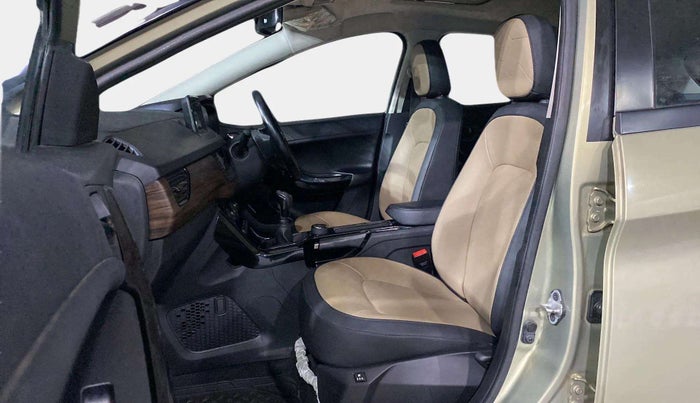 2022 Tata NEXON XZ PLUS (PREMIUM) KAZIRANGA PETROL, Petrol, Manual, 17,244 km, Right Side Front Door Cabin