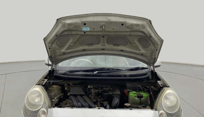 2015 Nissan Micra Active XV, Petrol, Manual, 25,410 km, Open Bonet