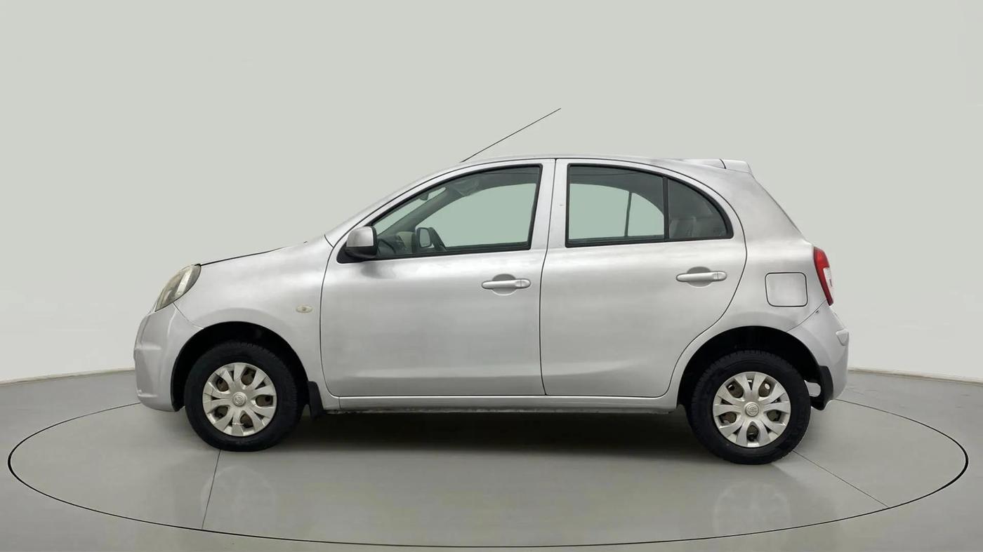 2015 Nissan Micra Active XV, Petrol, Manual, 25,410 km, Left Side