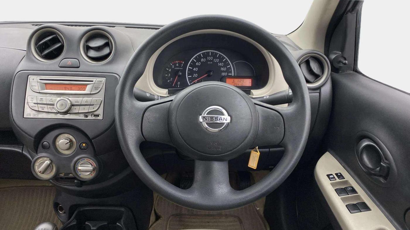 2015 Nissan Micra Active XV, Petrol, Manual, 25,410 km, Steering Wheel Close Up