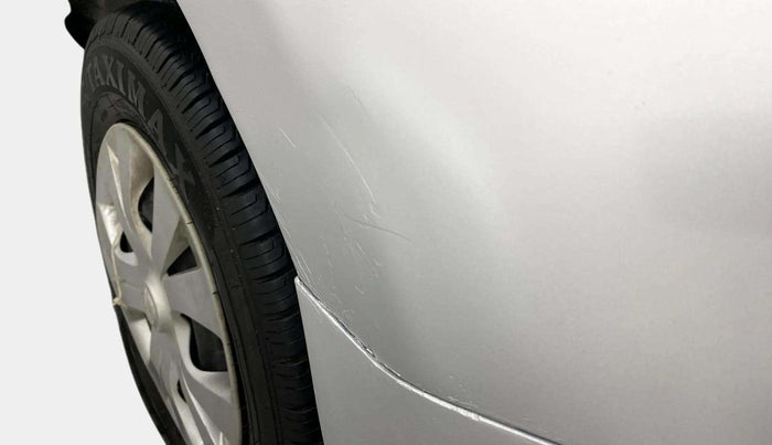 2015 Nissan Micra Active XV, Petrol, Manual, 25,410 km, Right fender - Lining missing