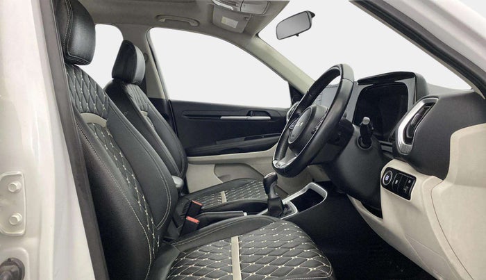 2021 KIA SONET HTX 1.5, Diesel, Manual, 66,391 km, Right Side Front Door Cabin