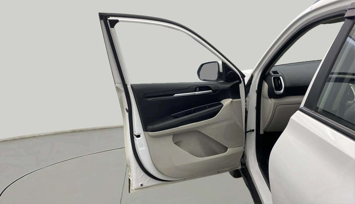 2021 KIA SONET HTX 1.5, Diesel, Manual, 66,391 km, LHS Front Door