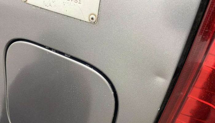 2017 Maruti Wagon R 1.0 LXI CNG, CNG, Manual, 69,841 km, Left quarter panel - Slightly dented