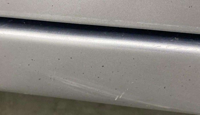 2017 Maruti Wagon R 1.0 LXI CNG, CNG, Manual, 69,841 km, Right running board - Minor scratches