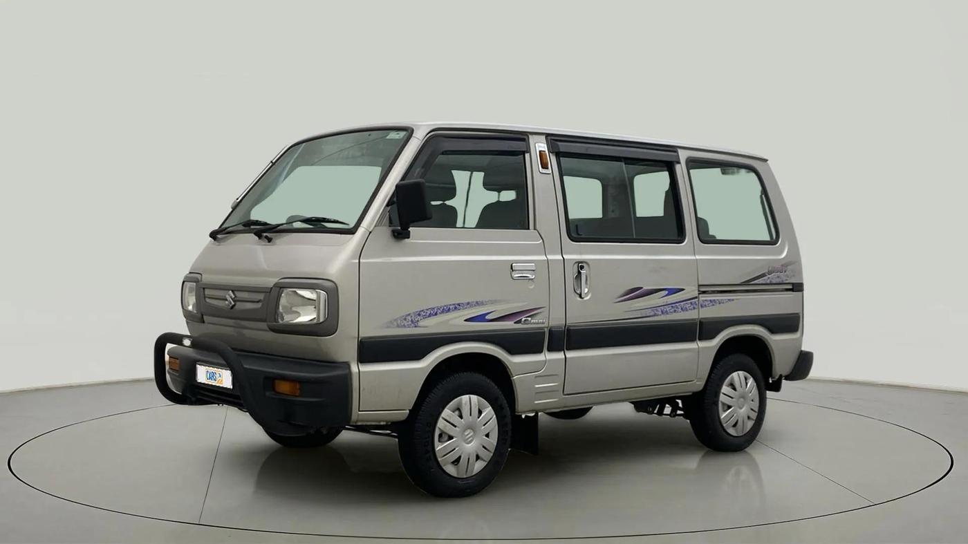 2017 Maruti Omni 5 STR, Petrol, Manual, 16,698 km, Left Front Diagonal