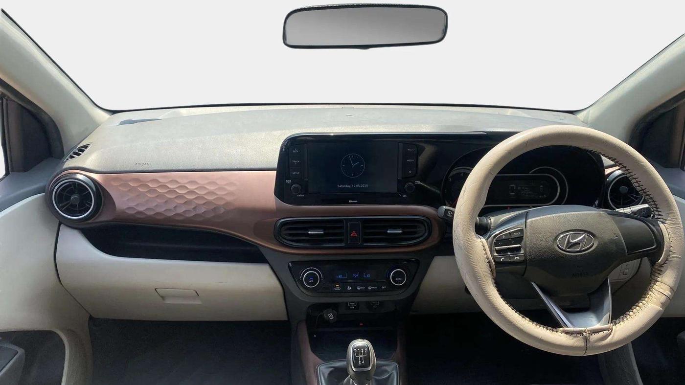 2020 Hyundai AURA SX 1.2 (O) CRDI, Diesel, Manual, 94,493 km, Dashboard