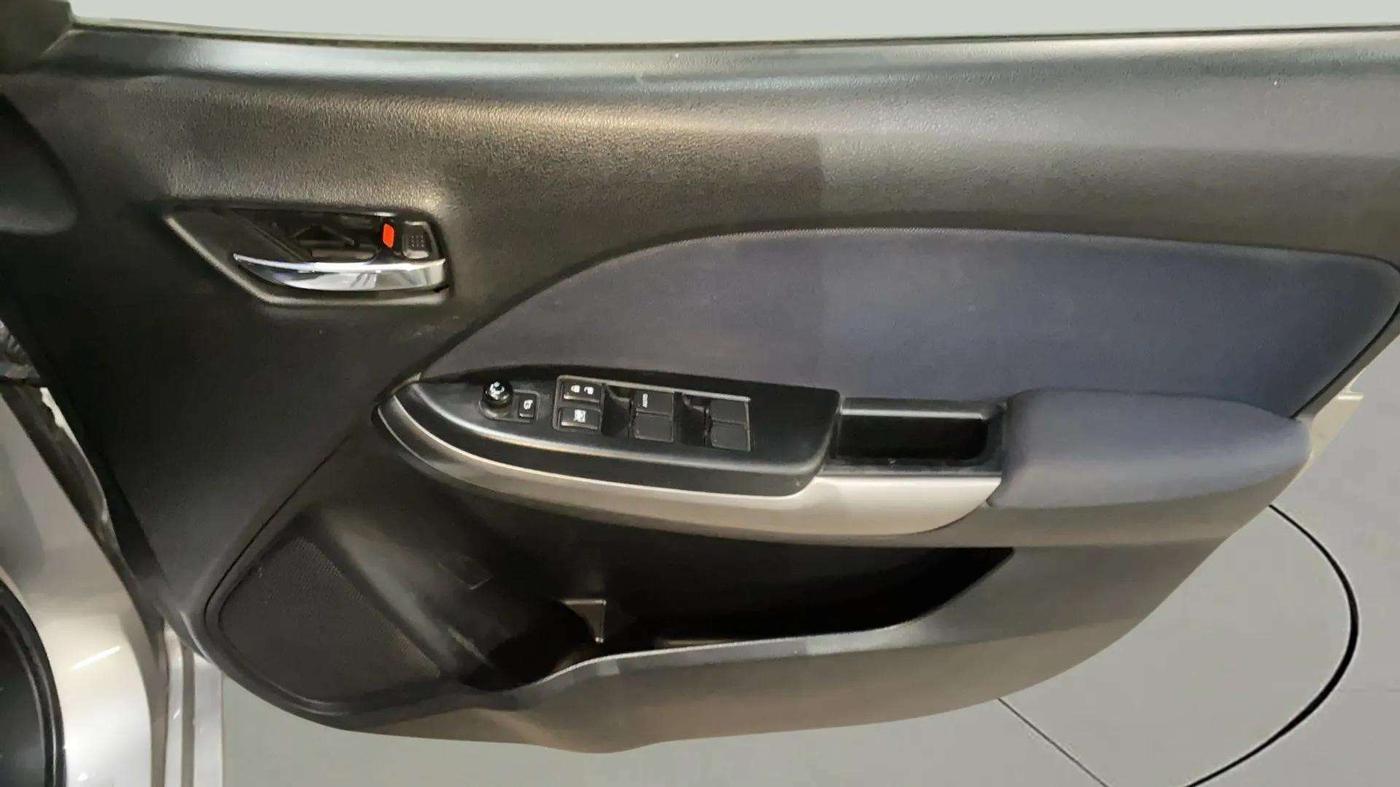 2019 Maruti Baleno ZETA PETROL 1.2, Petrol, Manual, 52,316 km, Driver Side Door Panels Control