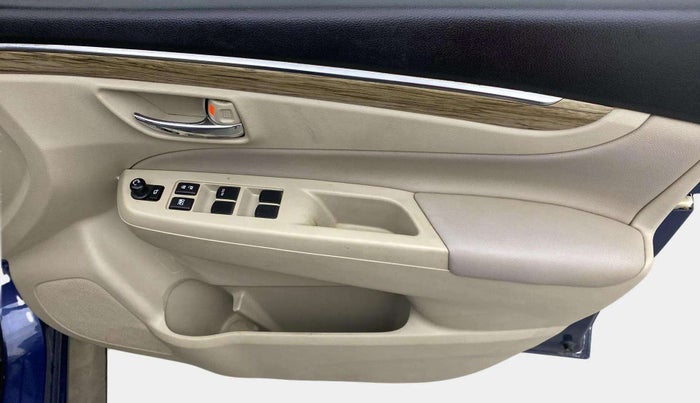 2018 Maruti Ciaz ALPHA 1.5 SHVS PETROL, Petrol, Manual, 97,093 km, Driver Side Door Panels Control