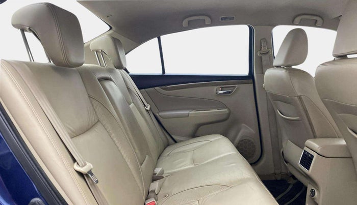 2018 Maruti Ciaz ALPHA 1.5 SHVS PETROL, Petrol, Manual, 97,093 km, Right Side Rear Door Cabin