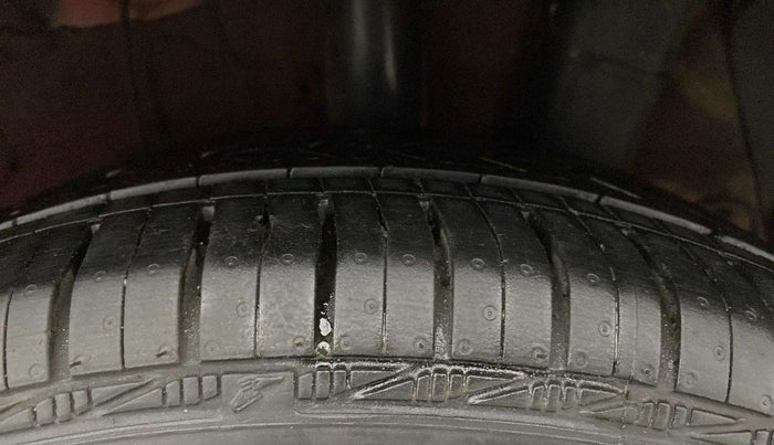 2018 Hyundai Grand i10 SPORTZ AT 1.2 KAPPA VTVT, Petrol, Automatic, 57,005 km, Left Rear Tyre Tread