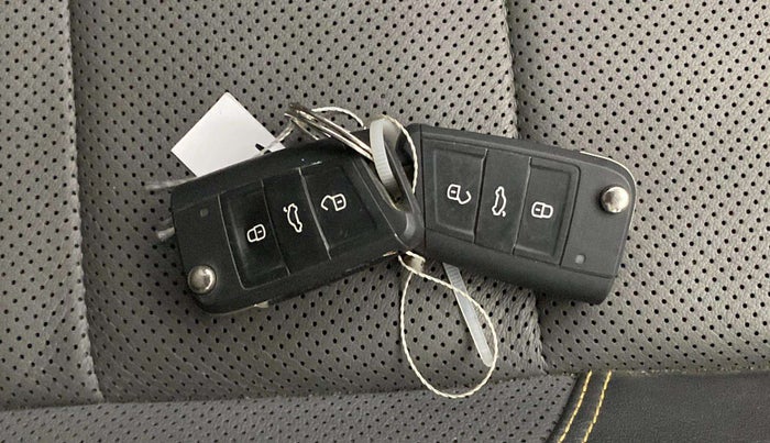 2021 Skoda KUSHAQ STYLE 1.5L TSI MT, Petrol, Manual, 38,305 km, Key Close Up