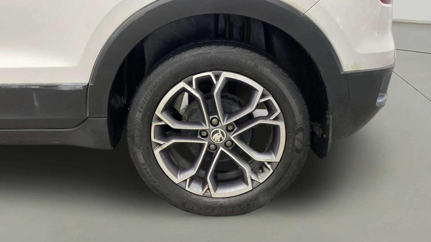 2021 Skoda KUSHAQ STYLE 1.5L TSI MT, Petrol, Manual, 38,305 km, Left Rear Wheel