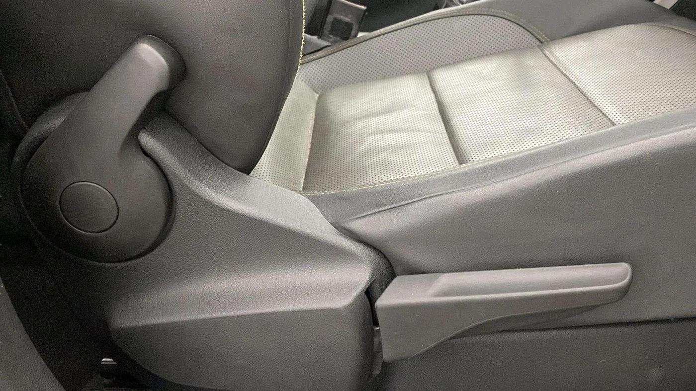 2021 Skoda KUSHAQ STYLE 1.5L TSI MT, Petrol, Manual, 38,305 km, Driver Side Adjustment Panel