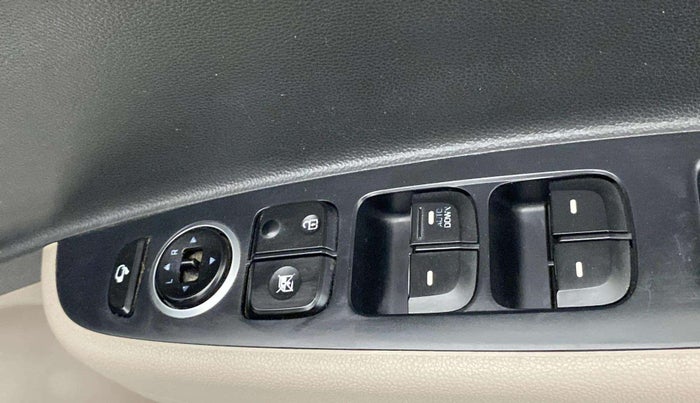2014 Hyundai Grand i10 SPORTZ 1.2 KAPPA VTVT, Petrol, Manual, 62,857 km, Right front window switch / handle - Child Switch not working for windows