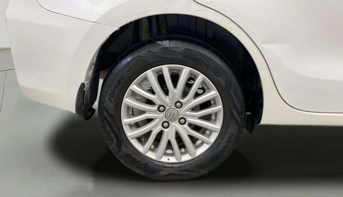 2022 Maruti Dzire ZXI CNG, CNG, Manual, 65,125 km, Right Rear Wheel