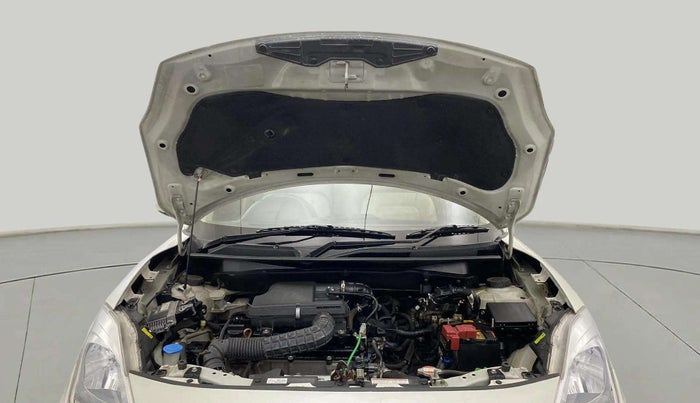 2022 Maruti Dzire ZXI CNG, CNG, Manual, 65,125 km, Open Bonet