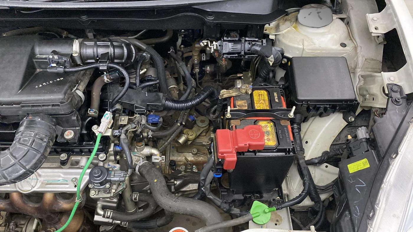 2022 Maruti Dzire ZXI CNG, CNG, Manual, 65,132 km, Engine View - Left