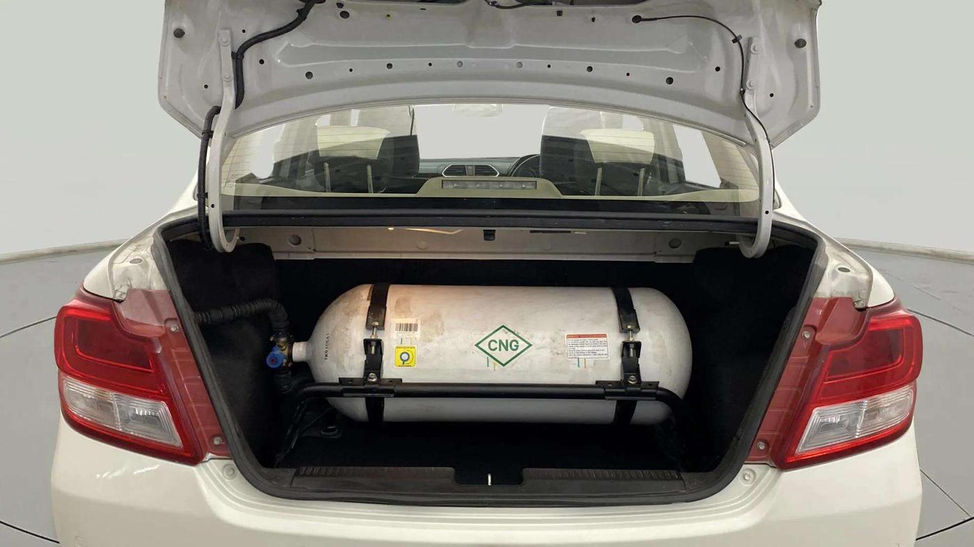 2022 Maruti Dzire ZXI CNG, CNG, Manual, 65,132 km, Boot Inside